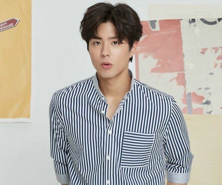 Baeksang Arts Awards 2022: Park Bo Gum Kembali Jadi MC