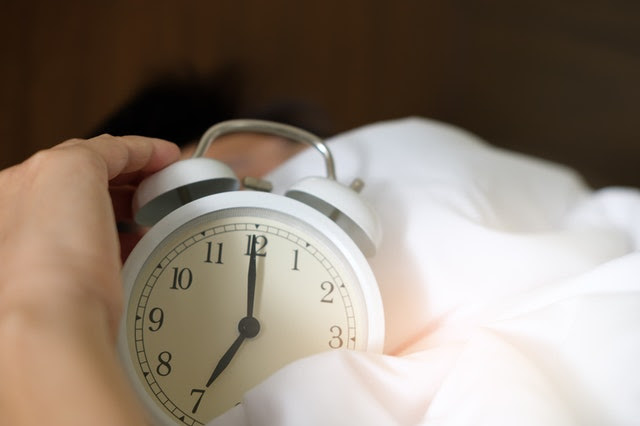 Alarm Tidak Cukup? 4 Tips untuk Kamu yang Susah Bangun Pagi!