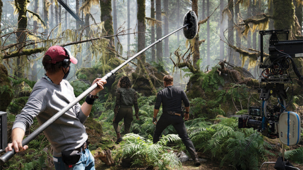 Kru Positif COVID-19, Syuting 'Jurassic World: Dominion' Setop Sementara  