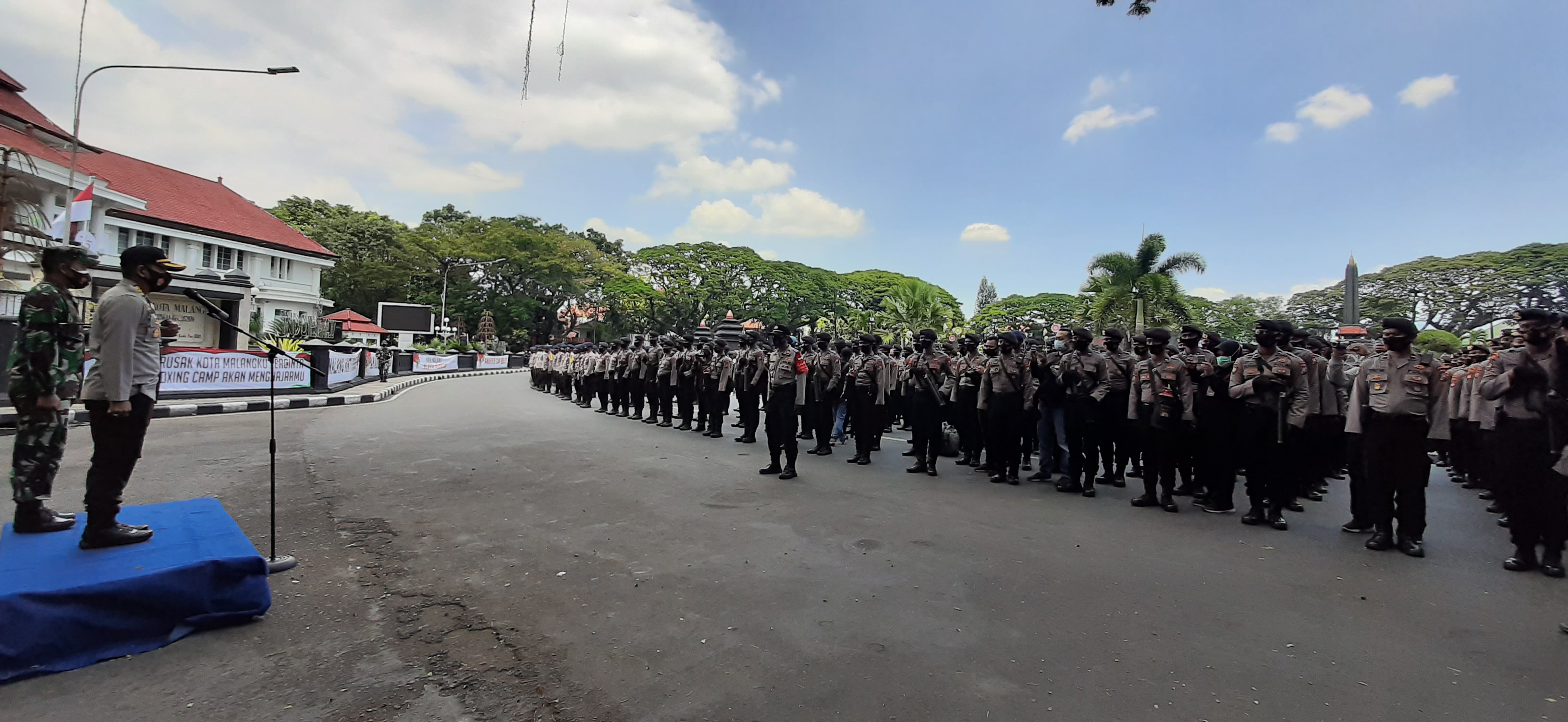 Gedung Balai Kota dan DPRD Malang Belum Didatangi Pendemo, Ribuan Polisi Siaga
