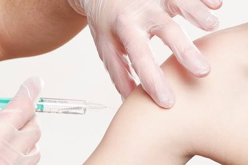 Vaksin Diberikan Desember 2020, Pakar UGM Imbau Tetap Patuhi Protokol Kesehatan