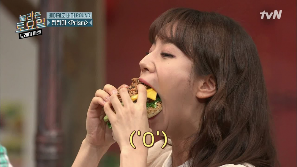 1603257259-Hyeri-Gir's-Day.png