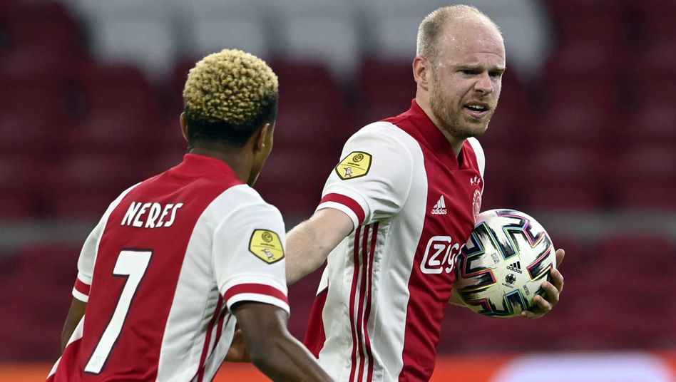 Mau Tanding di Liga Champions, 11 Pemain Ajax Absen karena Corona