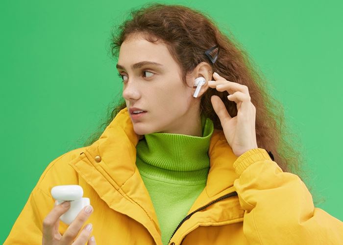 4 Alasan yang Bisa Bikin Kamu Melirik Earphone Bluetooth 