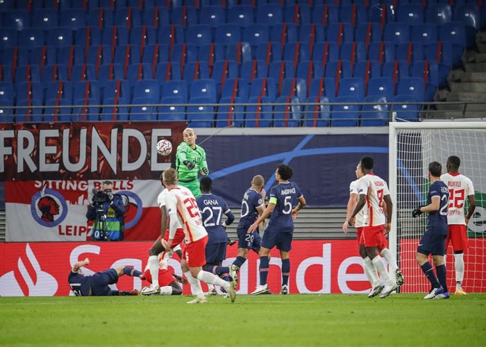 PSG Sial Banget: Pemainnya Tertahan di Lift, lalu Dikalahkan Leipzig 