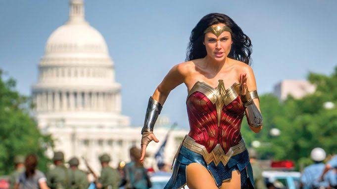 Warner Bros Pertimbangkan Undur Penayangan Wonder Woman 1984