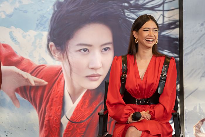Cerita Yuki Kato Jadi Pengisi Suara Live Action 'Mulan' 