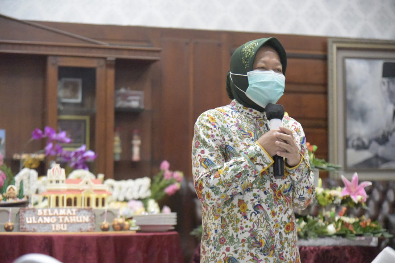 Ulang Tahun ke-59, Risma Banjir Doa dari Netizen