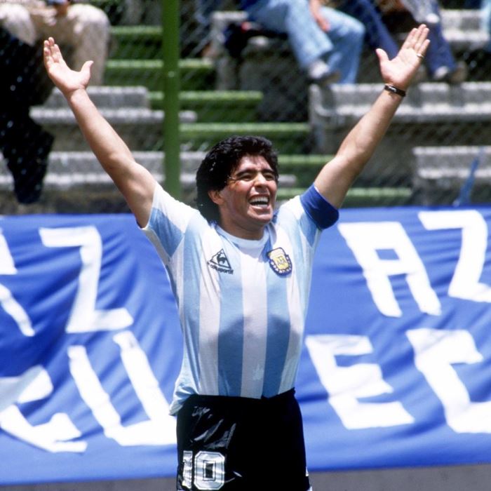 Pengadilan Argentina Adili 8 Profesional Medis Terkait Kematian Maradona
