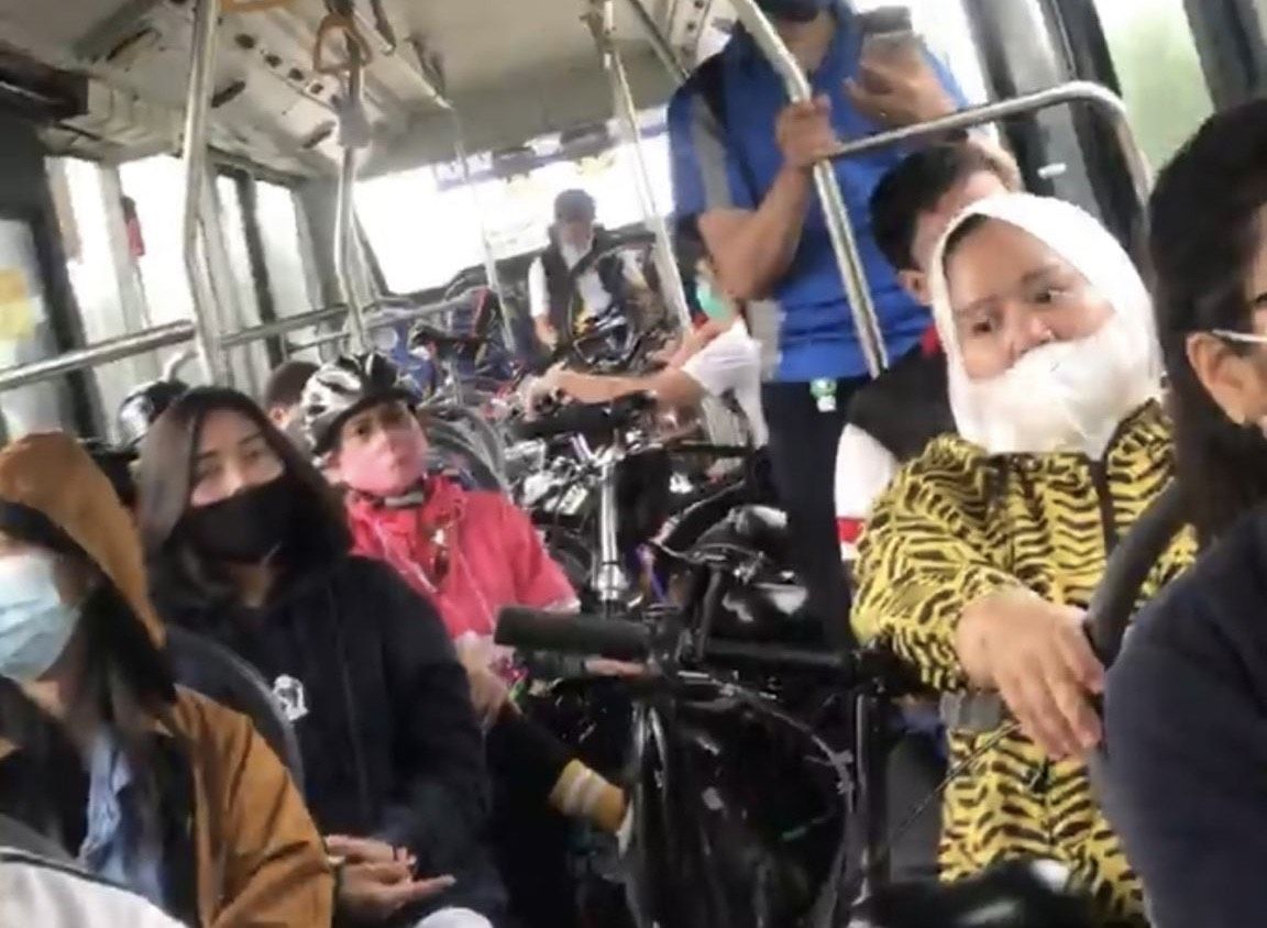 Viral Pasukan Gowes Bawa Sepeda ke Bus, DAMRI Buka Suara