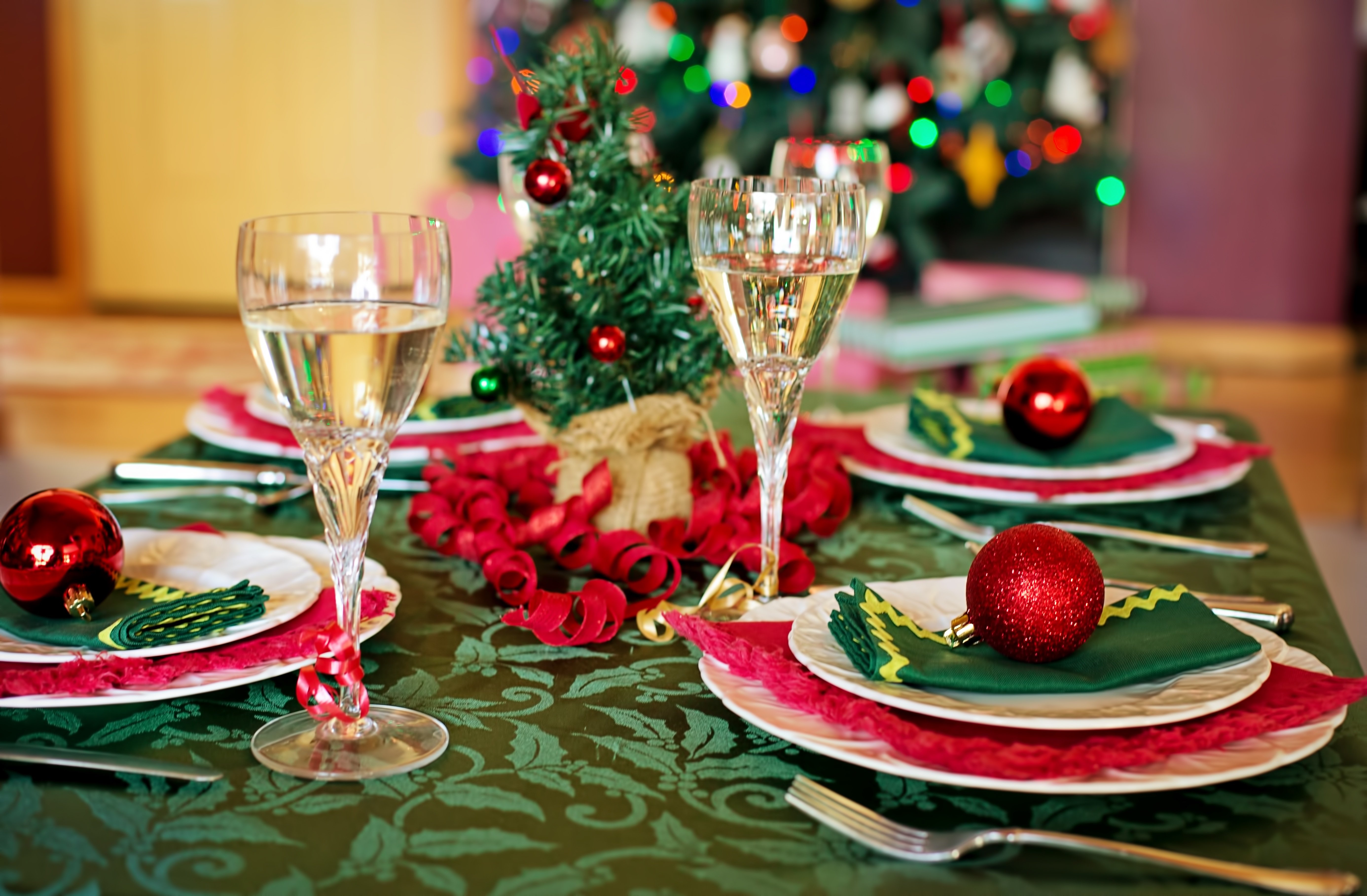 Sambut Hari Natal, Yuk Mengenal Tradisi Christmas Dinner 
