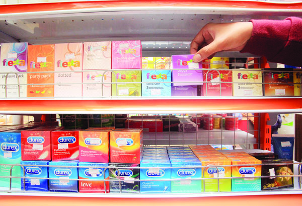 Beli Kondom di Hari Valentine, Pemkot Makassar: Harus Pakai KTP!