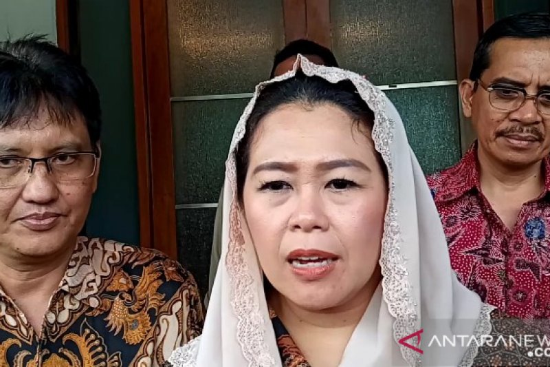 Erick Tohir Tunjuk Yenny Wahid Jadi Komisaris Garuda Agar Bisa Lindungi Pramugari