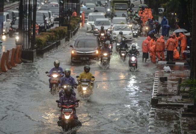 Ngaku Rugi Rp 43,32 M, Ratusan Korban Banjir Siap Gugat Anies Baswedan
