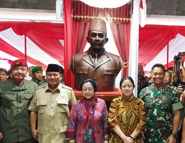Megawati dan Prabowo Resmikan Patung Bung Karno di Magelang