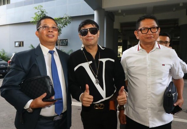 Kasus MeMiles: Adjie Notonegoro dan Keluarga Cendana Penuhi Panggilan Polisi