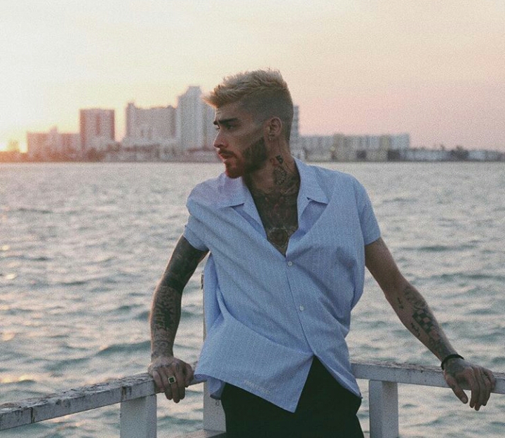 Kontroversi Zayn Malik: Menolak Disebut Seorang Muslim
