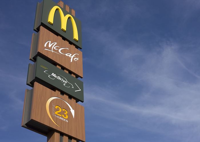 Pelanggan Bisa Intip Isi Dapur McDonald's Mulai Maret 2020