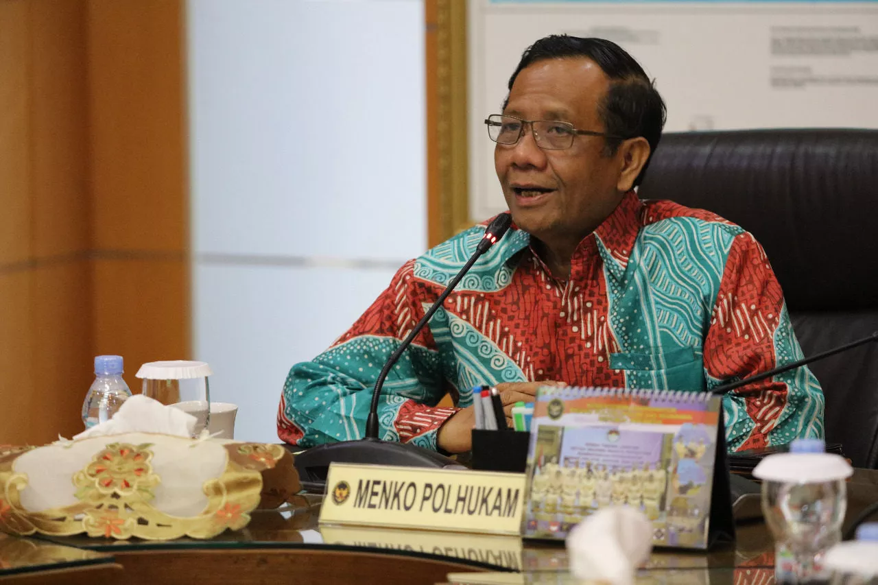 Mahfud MD Pastikan Indonesia 99,9% Dilanda Resesi                       