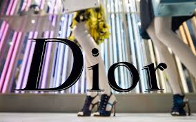 Ada Kasus COVID-19, Butik Dior di Plaza Senayan Tutup Sementara