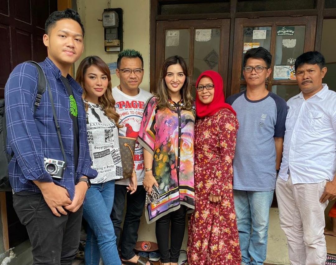 Liburan ke Malang, Aurel Hermansyah dan Keluarga Jenguk Korban Bullying