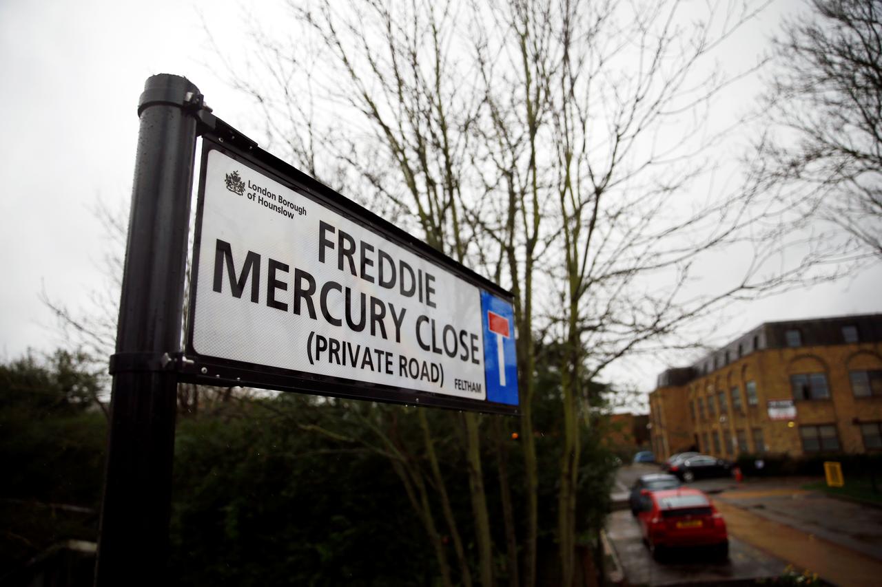Kenang Musisi Freddie Mercury, Jalan di Pinggiran London Ini Berganti Nama