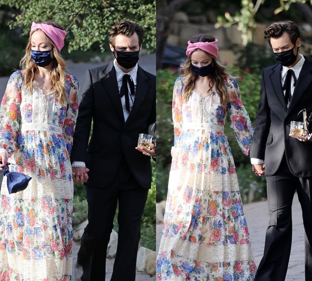 1609819071-Harry-Styles-dan-Olivia-Wilde-kembali-tertangkap-kamera-saat-hadiri-pernikahan-bersama.jpg
