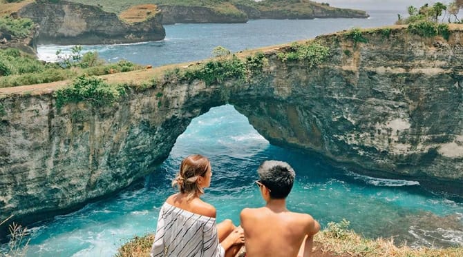Pemerintah Siap Buka Bali Buat Turis Asing Mulai Juli