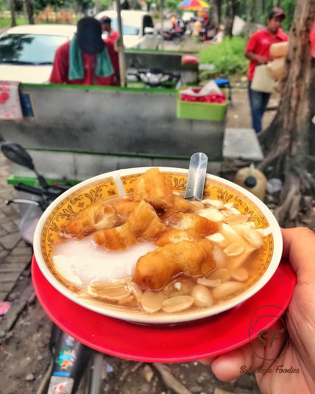 Nikmatnya Sarapan 'Kacang Kuah Cak Yudi' di Surabaya 