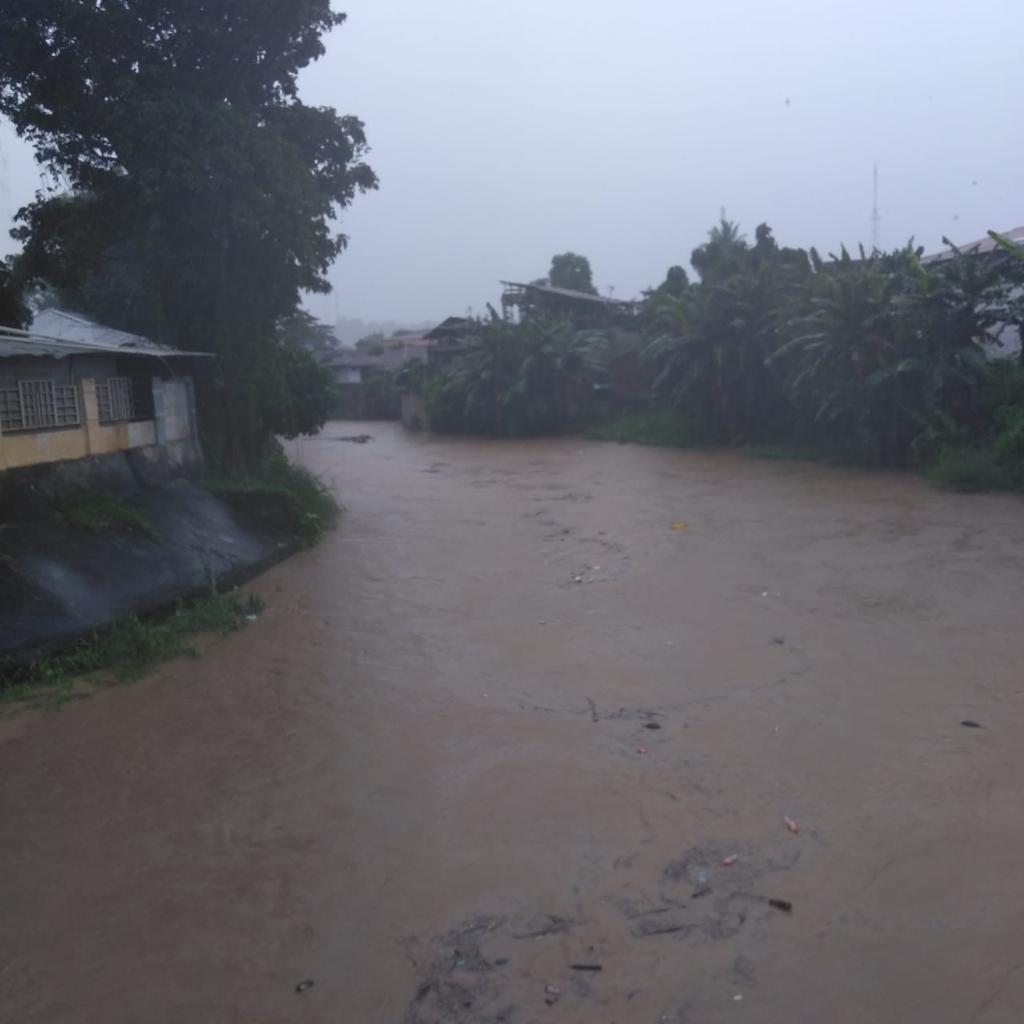 Banjir dan Longsor di Manado: 6 Orang Meninggal, 12 Rumah Rusak