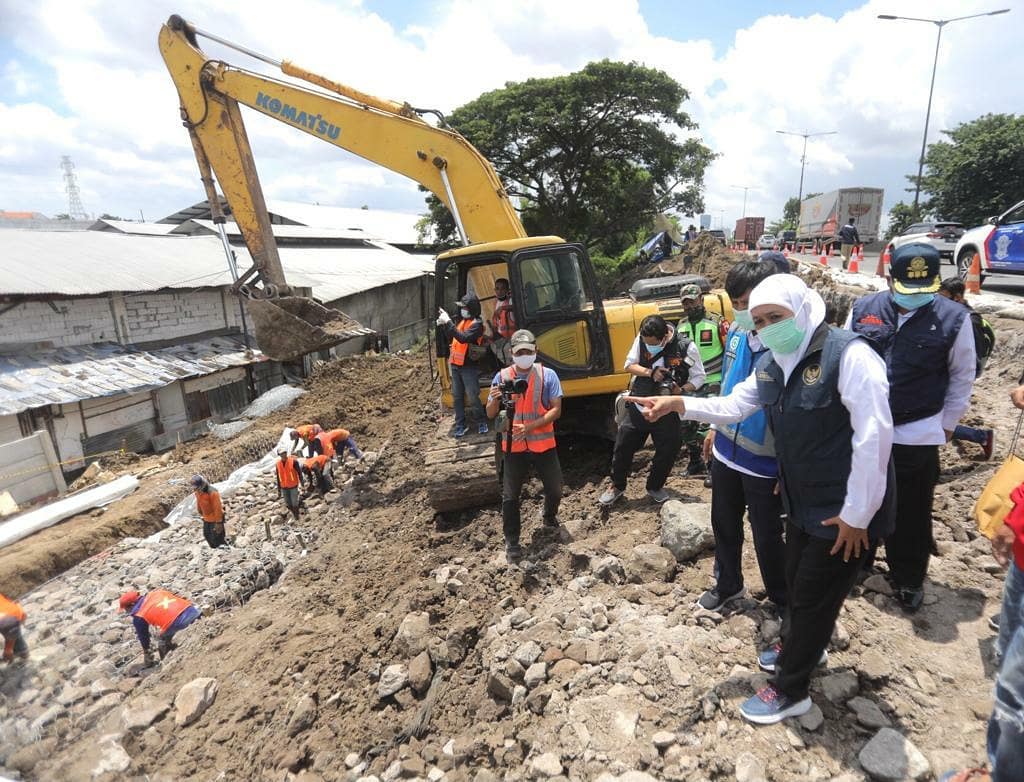 Khofifah: Tol Surabaya-Gempol Mulai Beroperasi Normal 8 Februari
