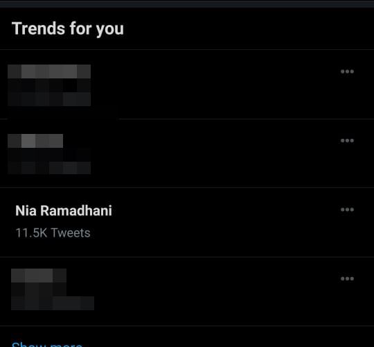 1612237923-trending-nia-ramadhani.jpg