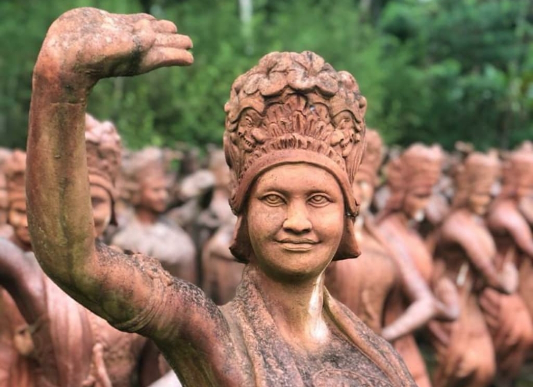 Mengenal Seribu Patung di Taman Gandrung Terakota Banyuwangi