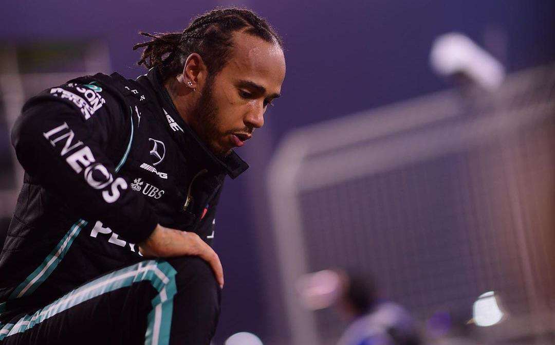 Top! Lewis Hamilton Tetap Lanjut di Mercedes GP