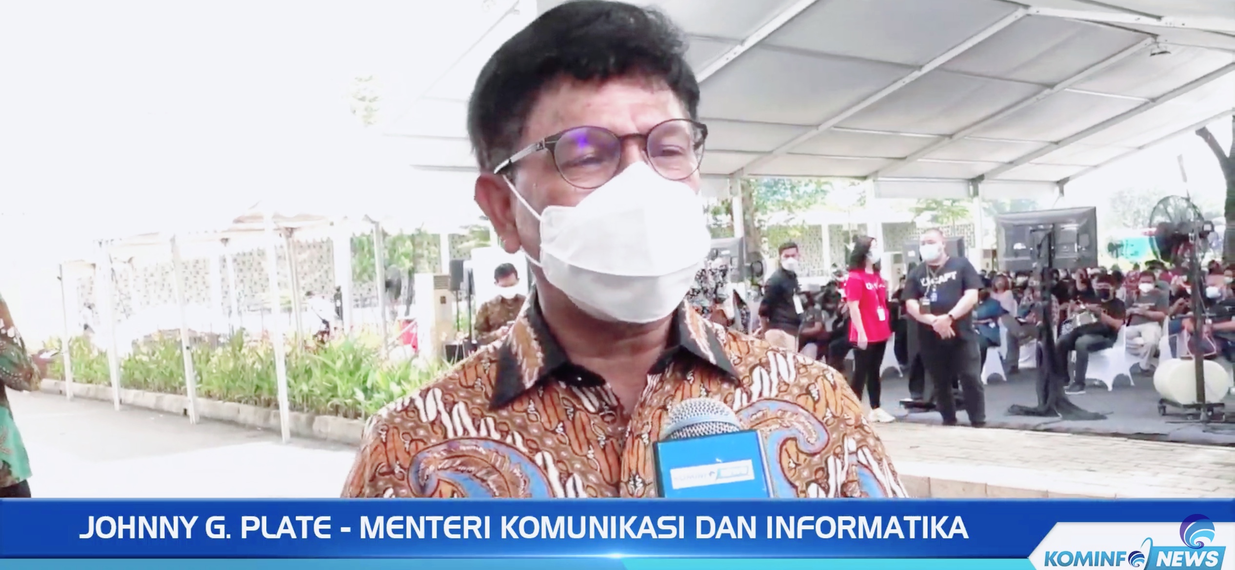 Menkominfo Optimis 181,5 Juta Orang Indonesia Tervaksinasi di 2021