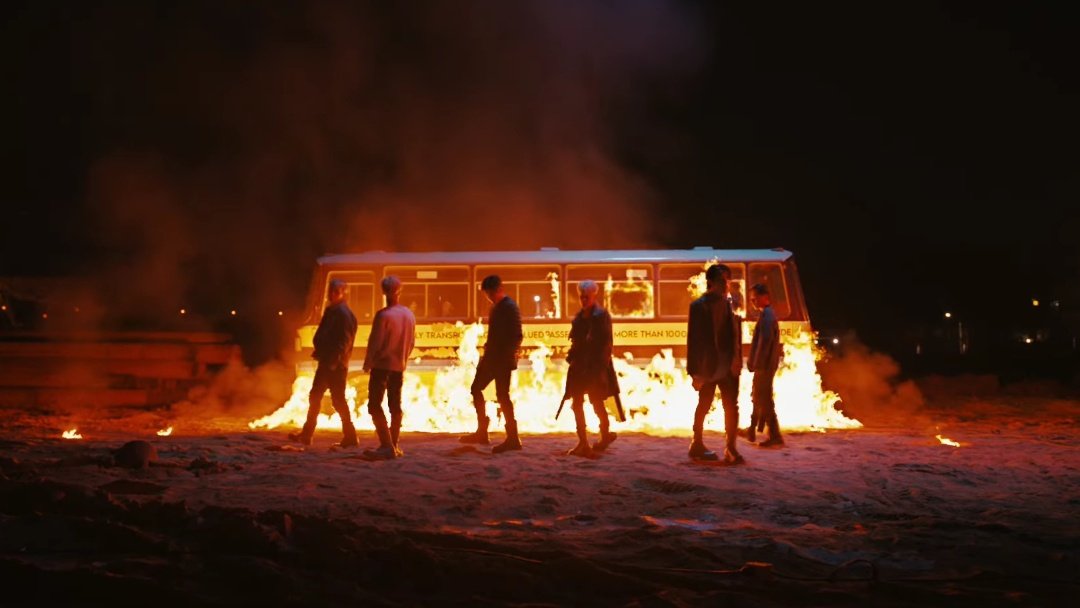 1614774196-iKON.jpg