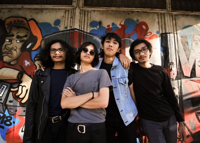 IGMO, The Heavy-Rocker Indonesia Rilis Single 'Head on Fire' 