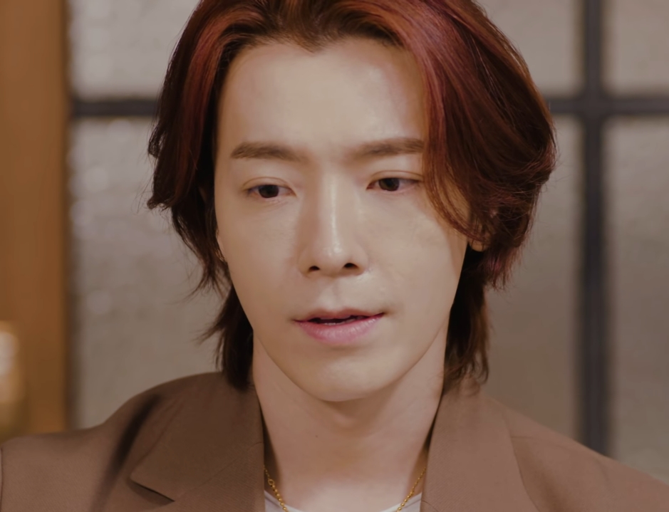 Donghae Super Junior Jadi Sadboy di MV Terbaru Rossa