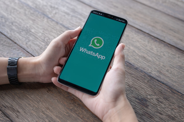 WhatsApp Siapkan Fitur Baru, Bisa Kirim Gambar Jadi Stiker