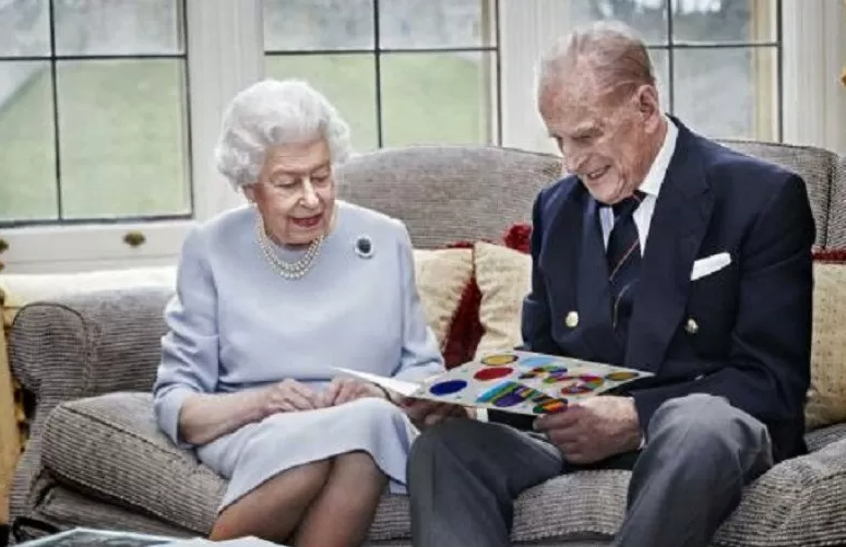 73 Tahun Menikah, Ini Kisah Cinta Pangeran Philip dan Ratu Elizabeth II