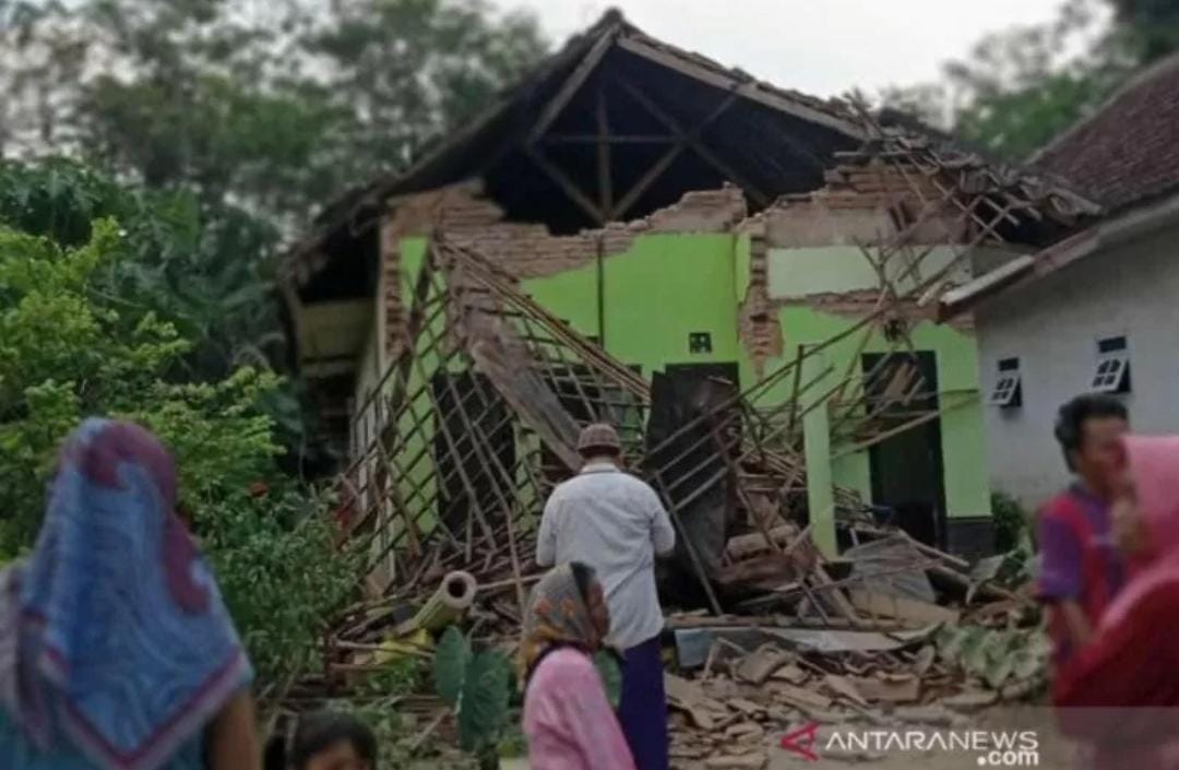 BNPB: Enam Meninggal Dunia dan Satu Luka Akibat Gempa Malang