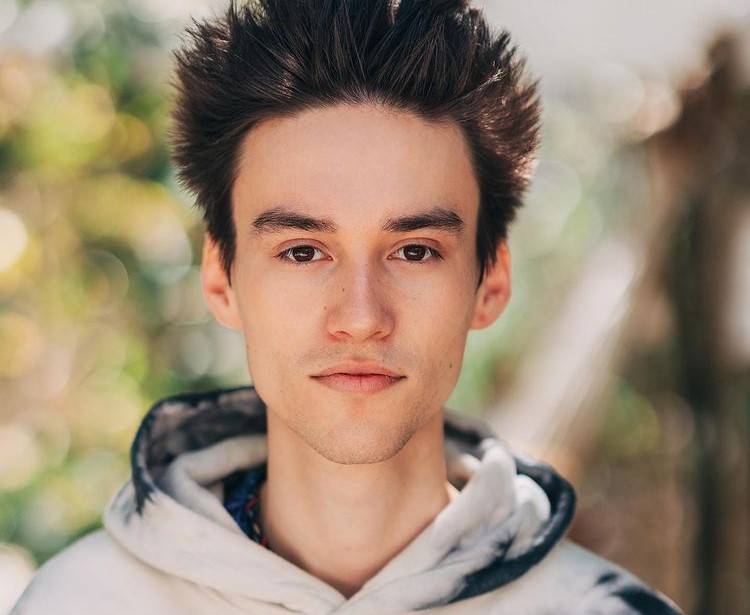 Jacob Collier dan Eva Celia Bakal Tampil di 'Mola Chill Fridays'