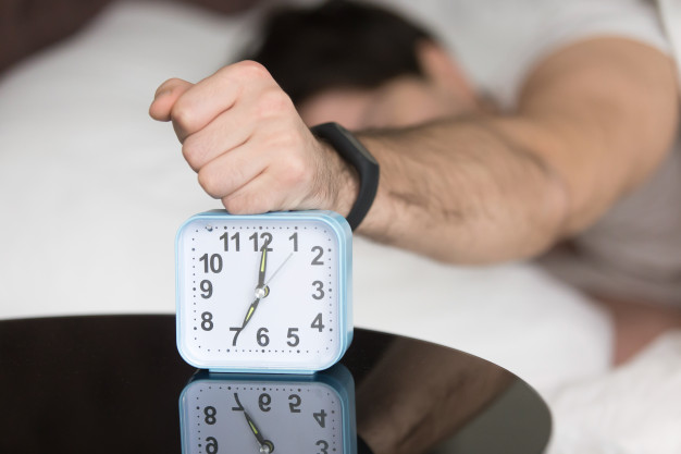Begini Cara Bangunkan Sahur yang Baik dan Sopan dari Kemenag