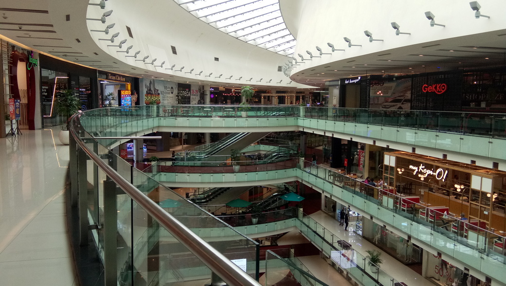 Kapasitas Orang Dalam Mall di Surabaya Bakal Dibatasi 50 Persen