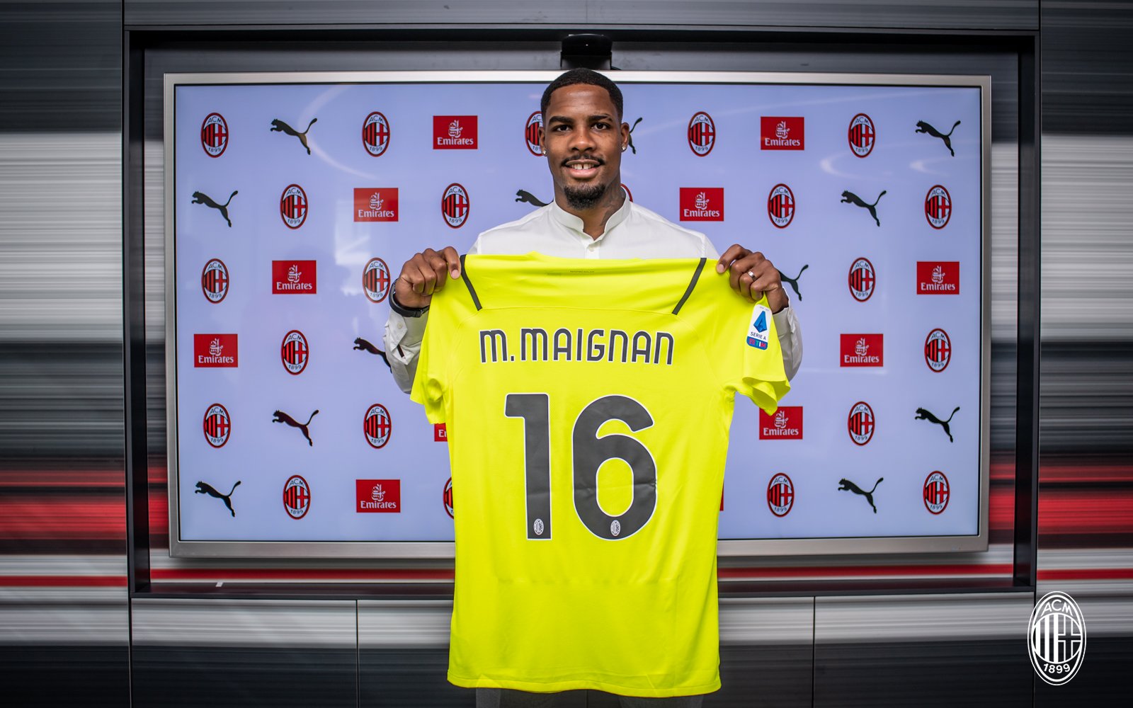 AC Milan Lepas Donnarumma, Gaet Kiper Juara Liga Prancis