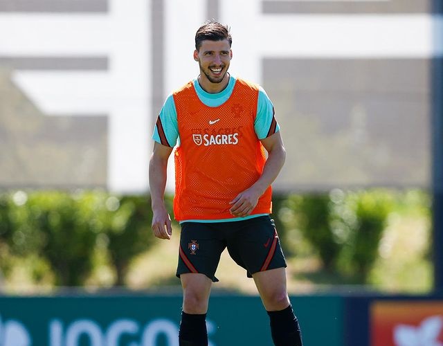 Mantap! Ruben Dias Jadi Pemain Terbaik Liga Inggris 2020/2021