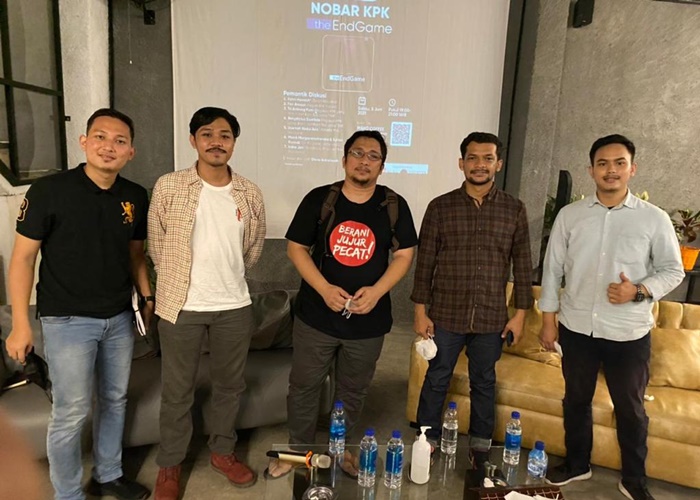 CentennialZ dan Relawan Jakarta Maju Bersama Nobar Film KPK 'The EndGame' 