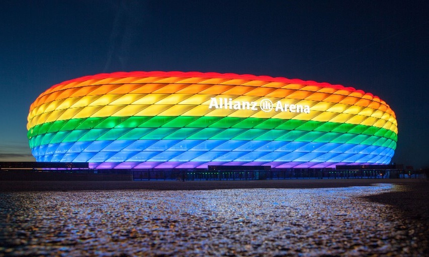Euro 2020: Pro LGBT, Allianz Arena Berubah Warna Pelangi? 