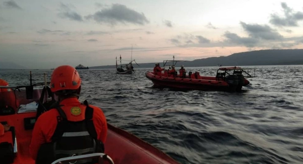 KMP Yunicee Tenggelam: 39 Orang Selamat, 11 Hilang, 7 Meninggal