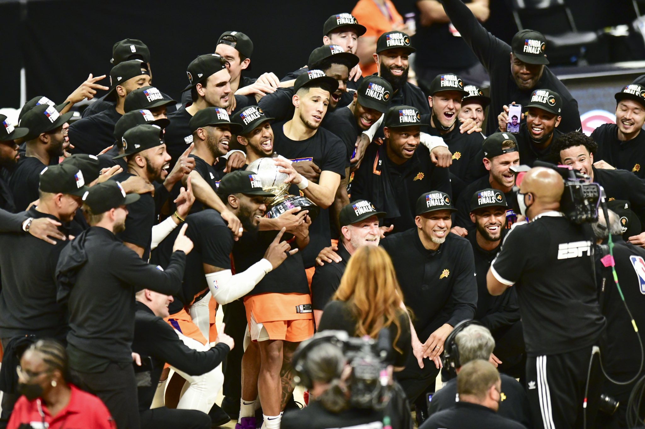 Phoenix Suns Menunggu Lawan di Final NBA 2021